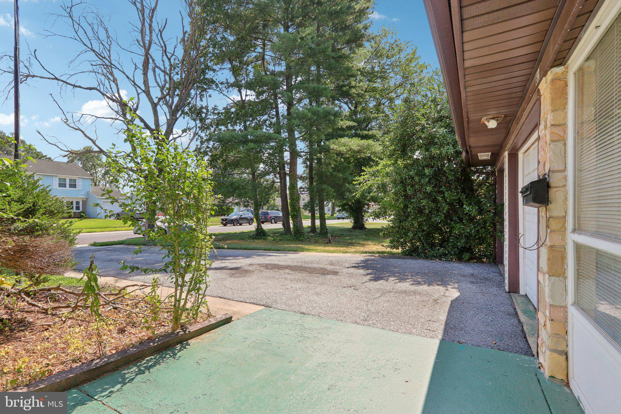 Willingboro, NJ 08046,81 GARDENBROOK LN