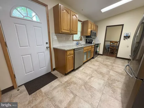 Lake Ariel, PA 18436,1100 INDIAN DR