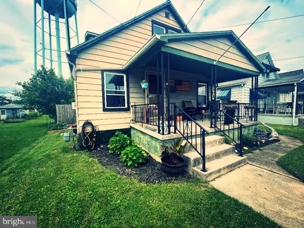 416 E HANOVER ST, Hanover, PA 17331