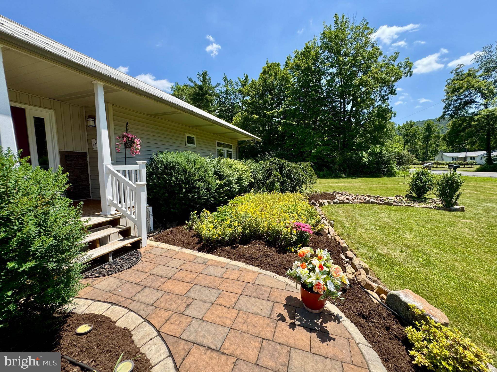 Howard, PA 16841,110 JUNE LN