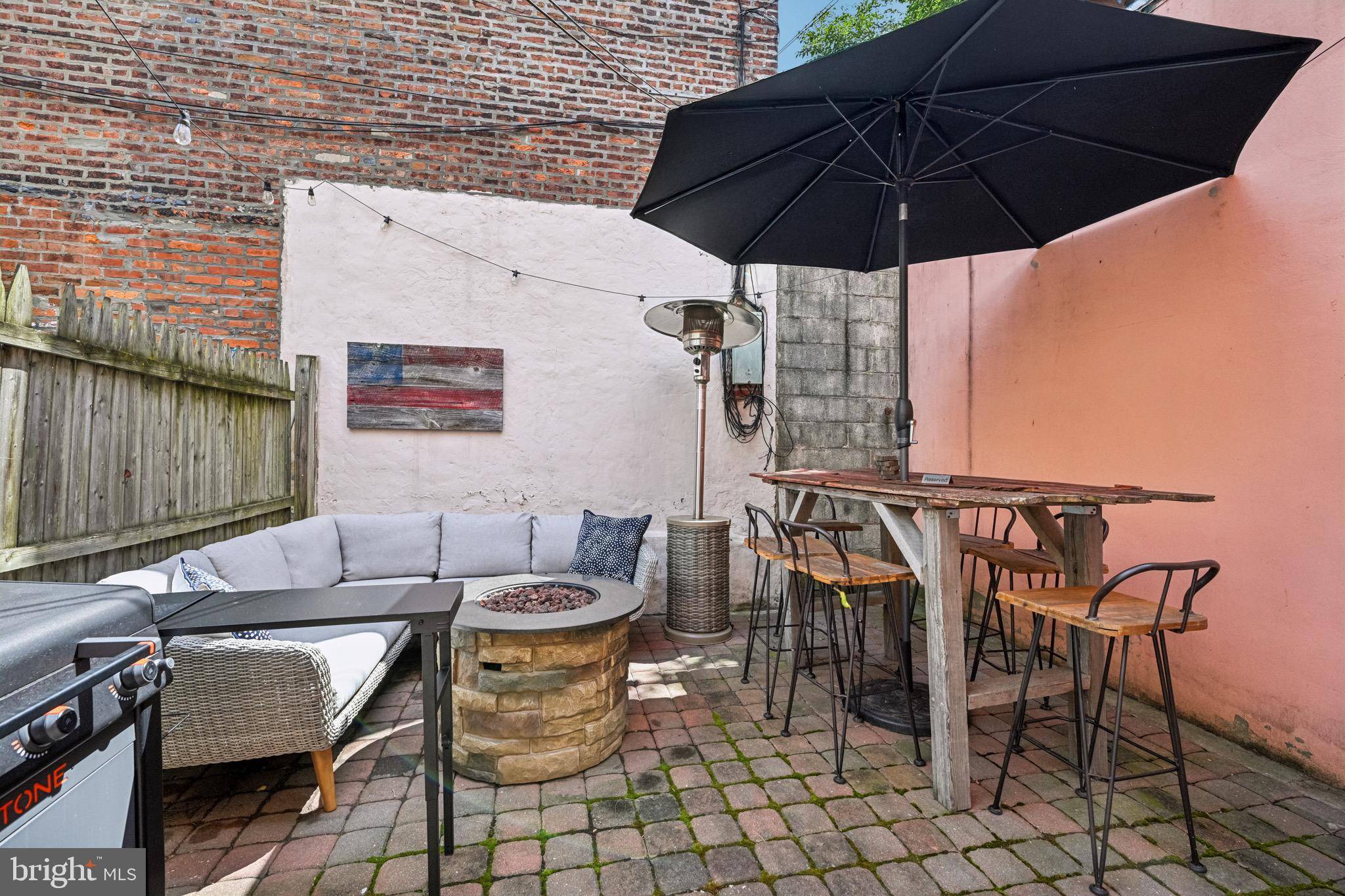 Philadelphia, PA 19123,330 W GEORGE ST