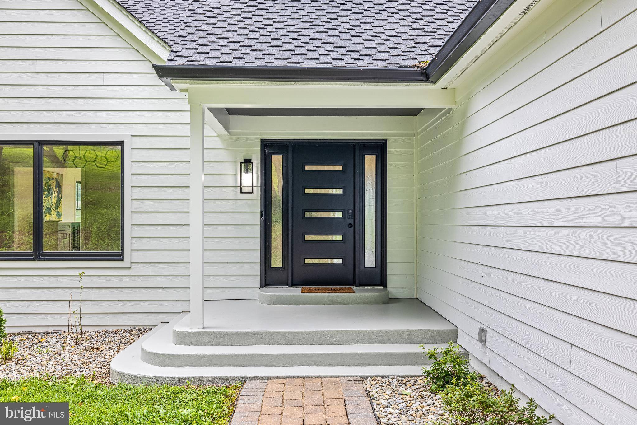Landenberg, PA 19350,9 W SHORE CT