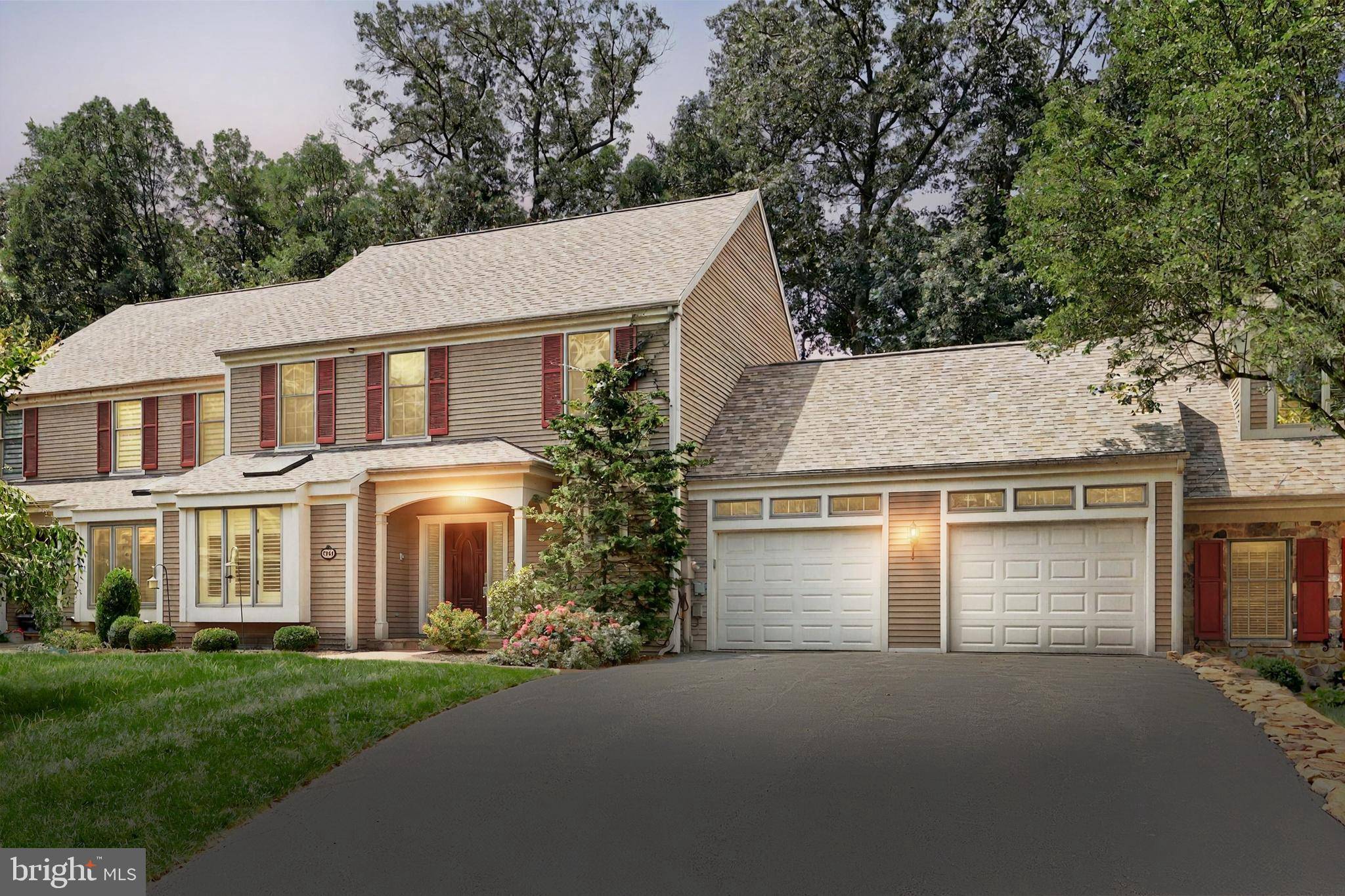 2064 ROSEWOOD LN, York, PA 17403