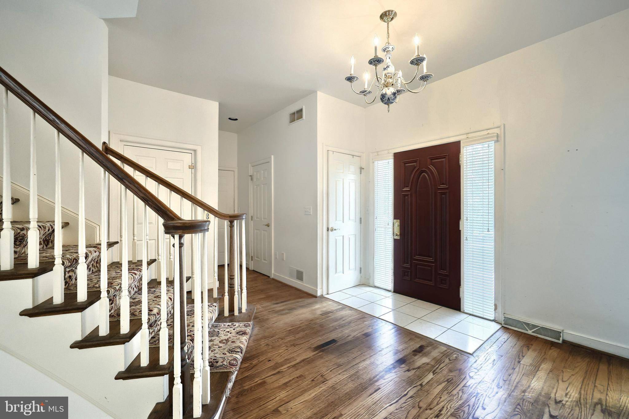 York, PA 17403,2064 ROSEWOOD LN