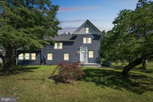 Carneys Point, NJ 08069,17 SPORTSMANS RD