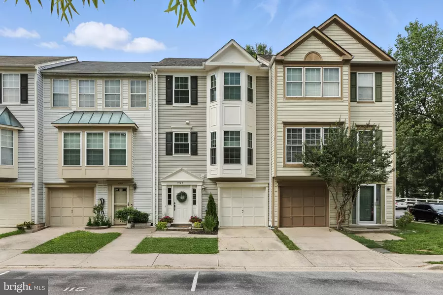 1504 ASHBURNHAM DR, Crofton, MD 21114