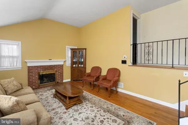 Hamilton, NJ 08620,4 SCULLIN DR