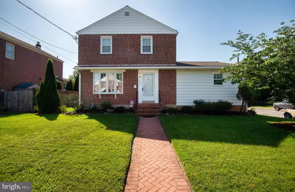 16 RICHARD AVE, Wilmington, DE 19805