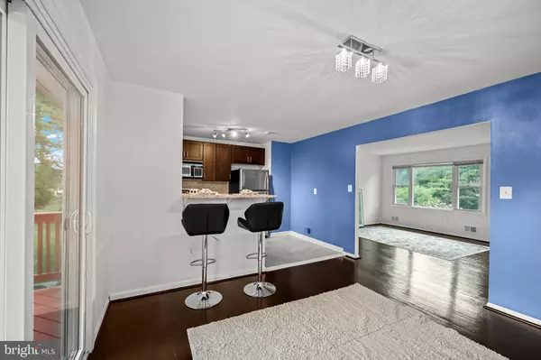 Lanham, MD 20706,5802 SHEPHERD LN