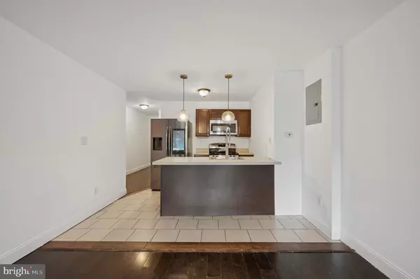 Philadelphia, PA 19150,2467 79TH AVE