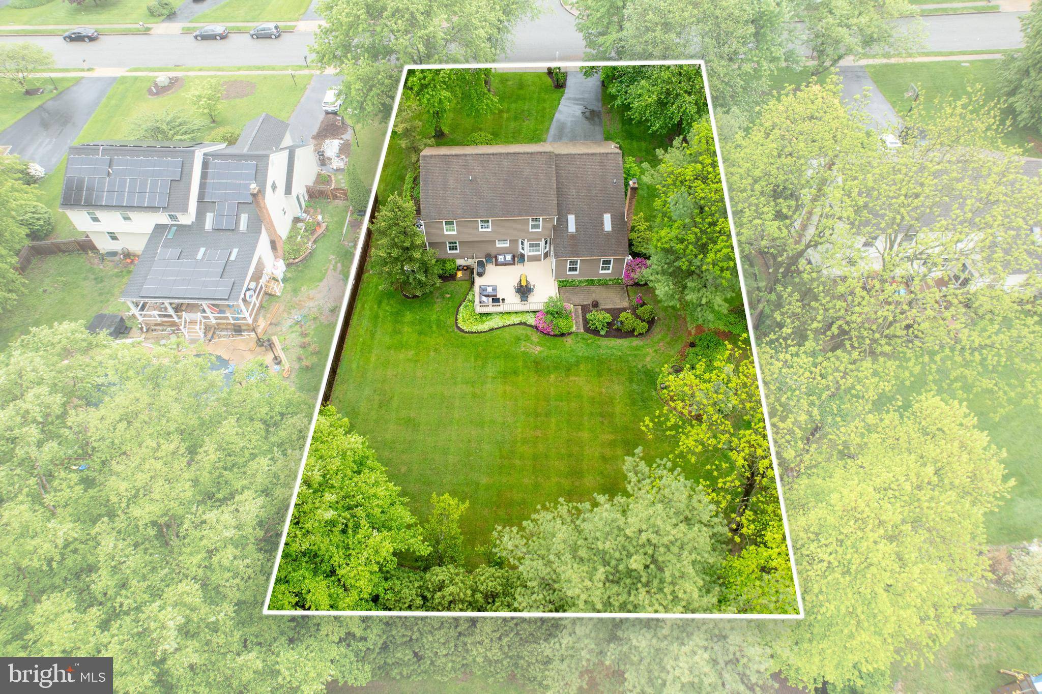 Exton, PA 19341,211 RAVENWOOD RD