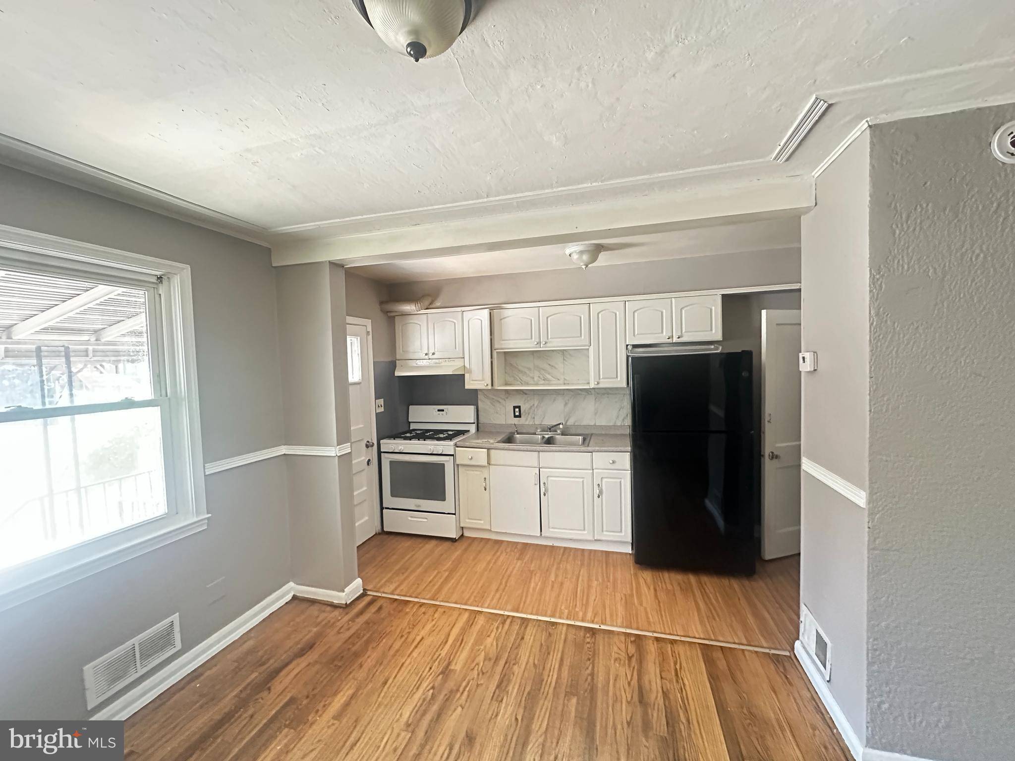 Baltimore, MD 21224,7051 E BALTIMORE ST