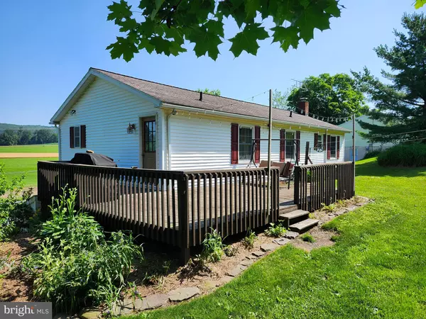 Lititz, PA 17543,318 LONG LN