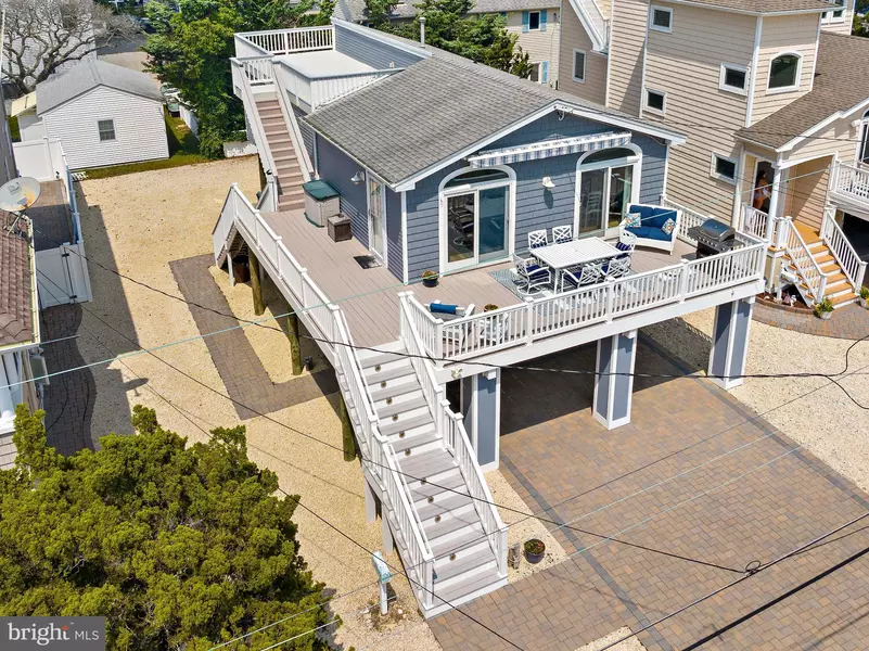 205 N 13TH ST, Surf City, NJ 08008
