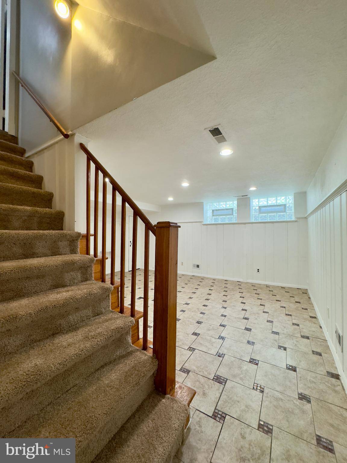 Gwynn Oak, MD 21207,1409 BARRETT RD