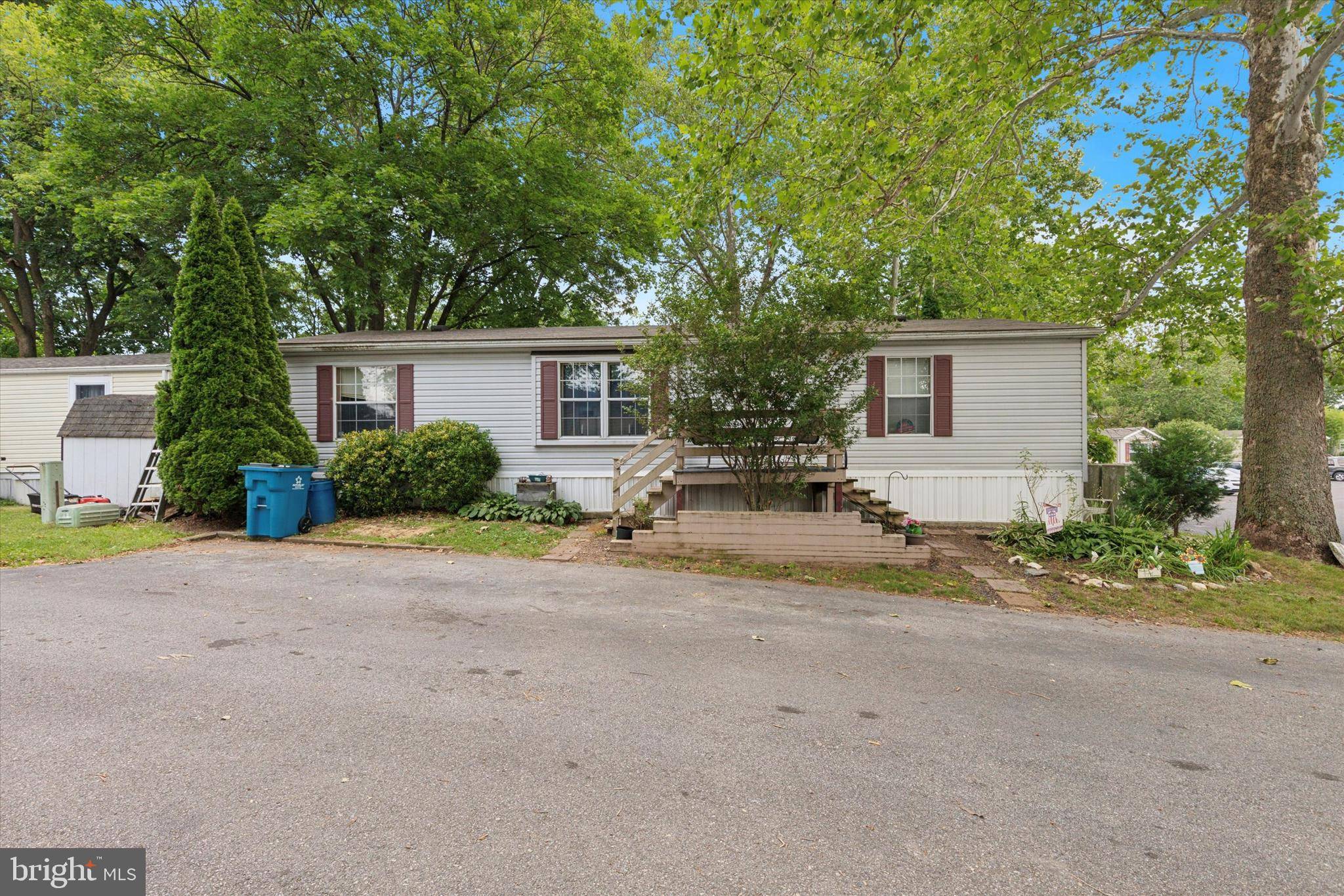 Phoenixville, PA 19460,50 CEDARWOOD LN