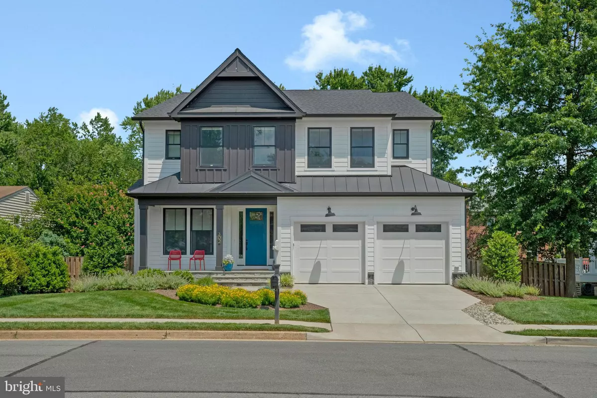 Vienna, VA 22180,302 JADE CT NW
