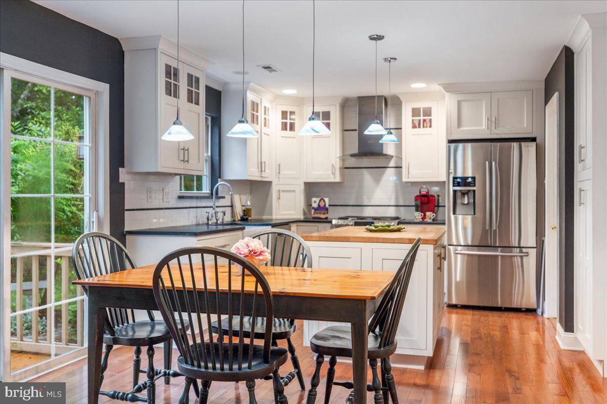 New Hope, PA 18938,131 EQUESTRIAN DR