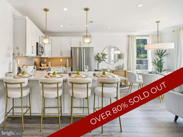 Conshohocken, PA 19428,914 RIVERPLACE DR #14H