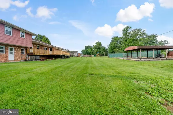 Martinsburg, WV 25405,319 HERMITAGE DR