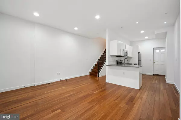 427 N BUDD ST, Philadelphia, PA 19104