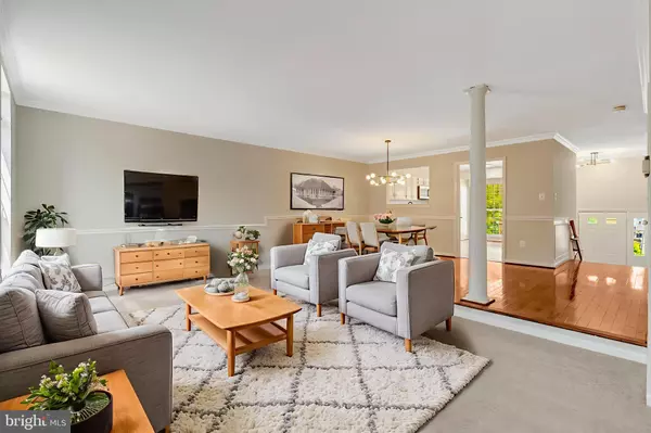Centreville, VA 20121,6802 KERRYWOOD CIR