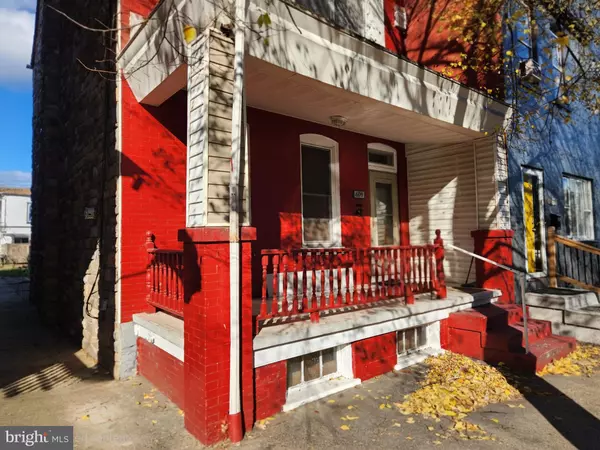 609 E CHESTNUT ST, Lancaster, PA 17603