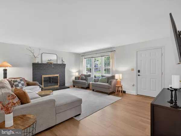 Lititz, PA 17543,27 DIANE AVE