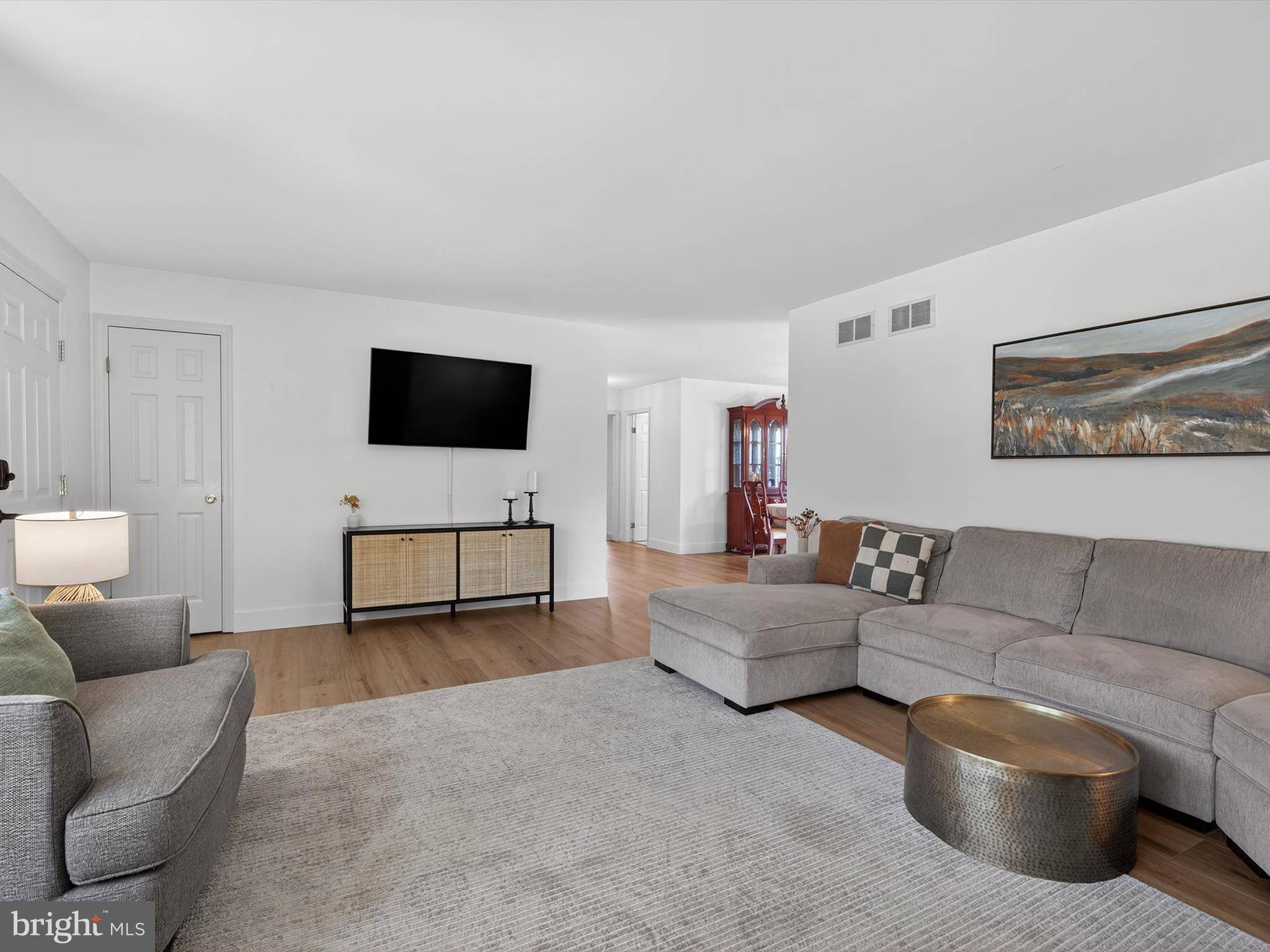 Lititz, PA 17543,27 DIANE AVE