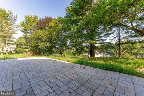 West Chester, PA 19382,861 HILLSDALE RD