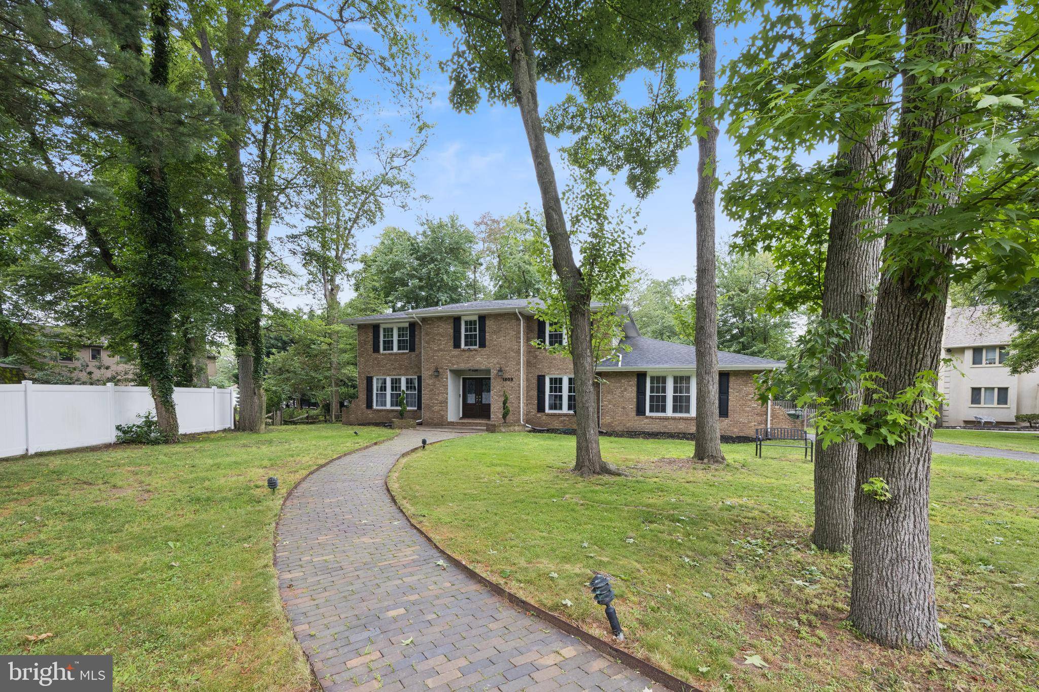 1809 E FIRESIDE CT, Cherry Hill, NJ 08003