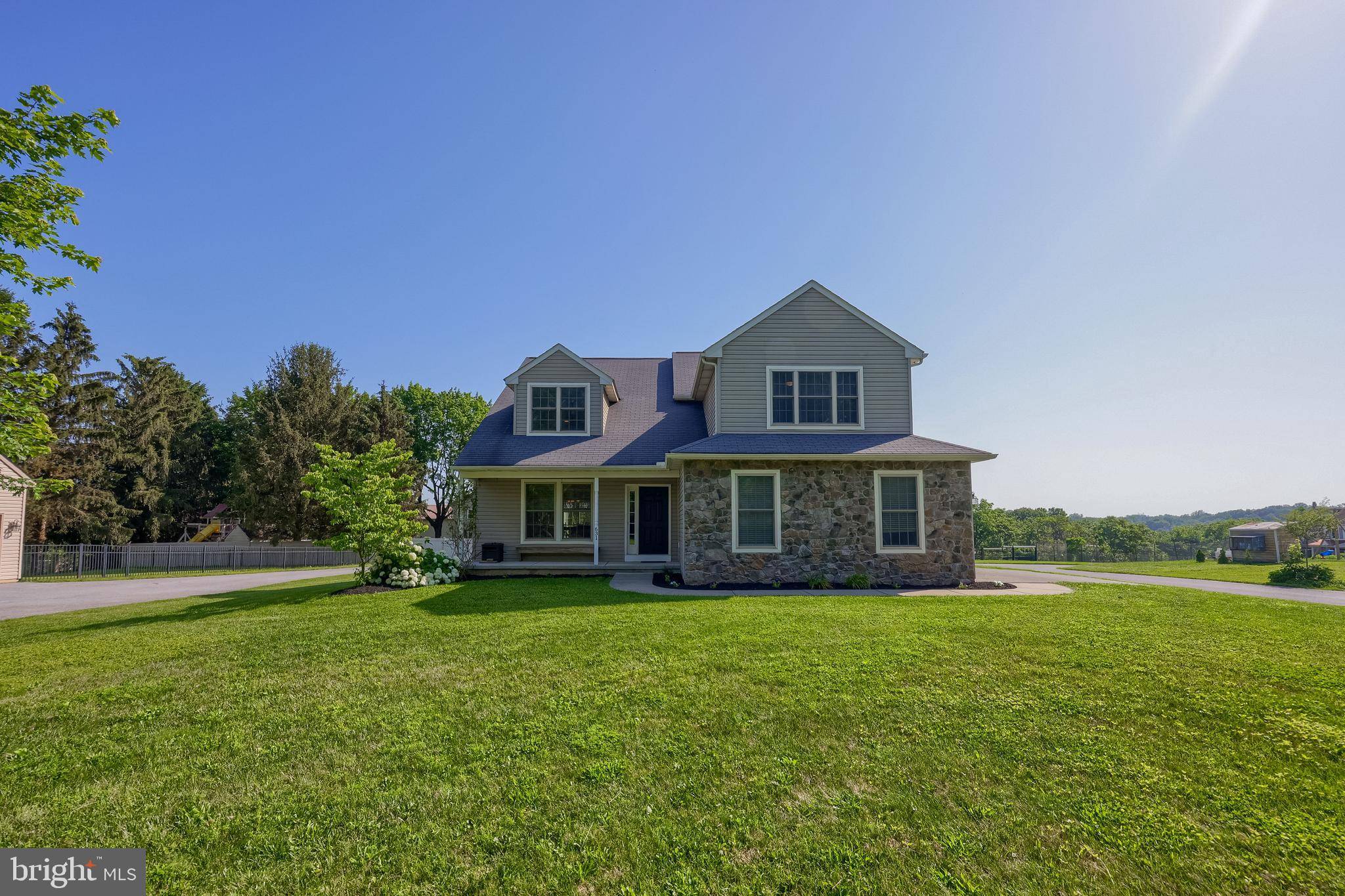 Lititz, PA 17543,631 OWL HILL RD
