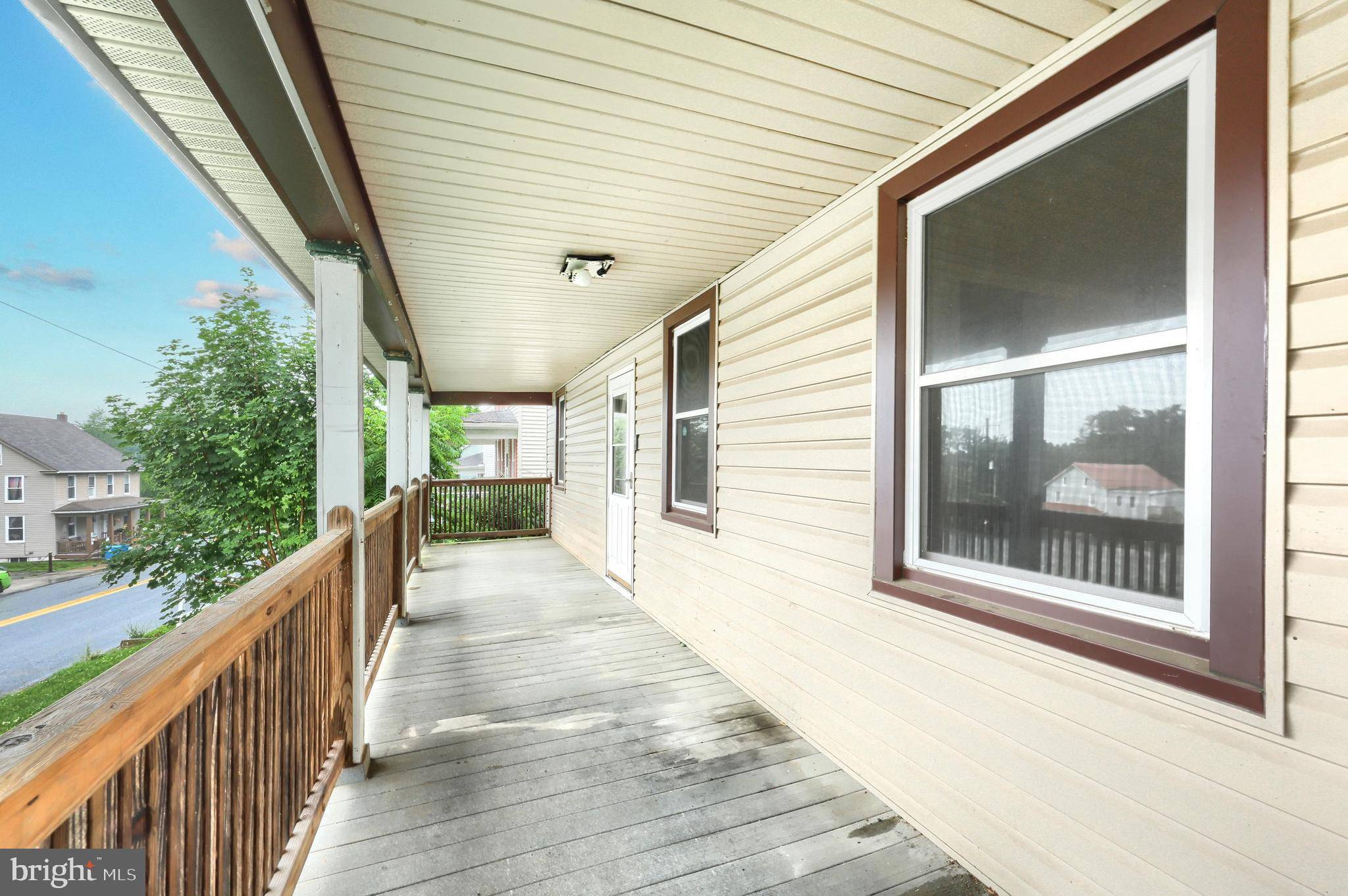 Mount Wolf, PA 17347,865 E MARKET ST