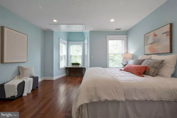 Washington, DC 20002,21 7TH ST NE