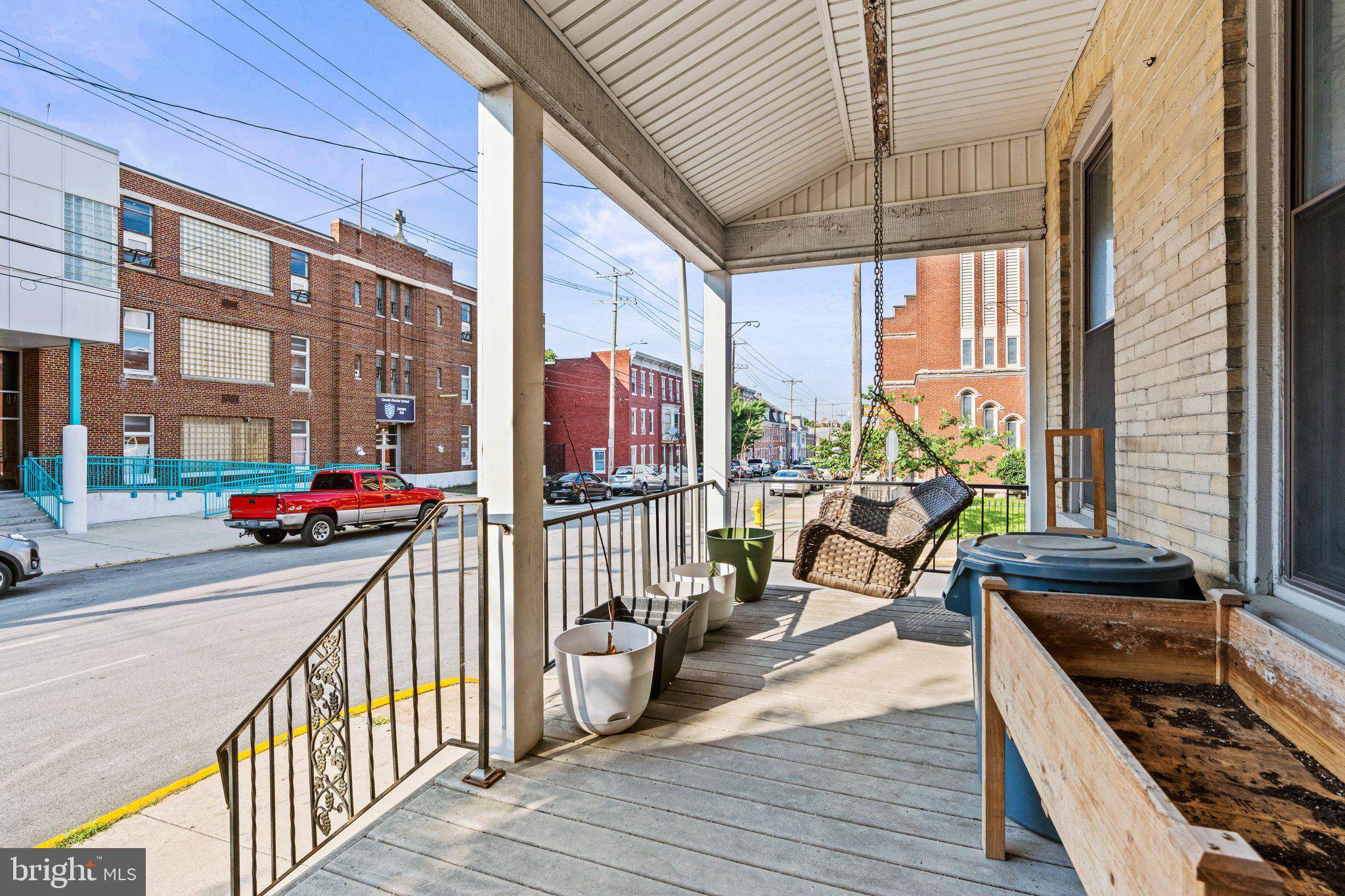 York, PA 17401,452 W KING ST