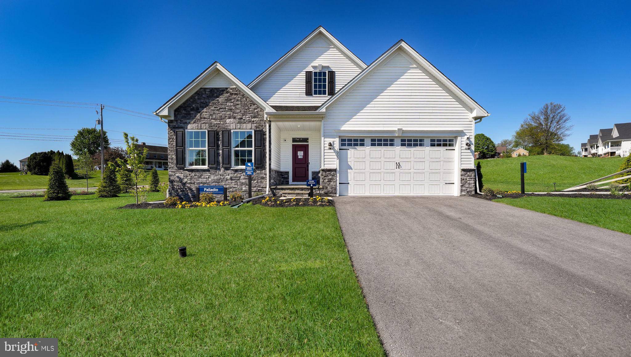 1000 GILRAY DR, Downingtown, PA 19335