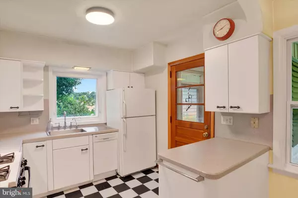 Bressler, PA 17113,867 ELM ST