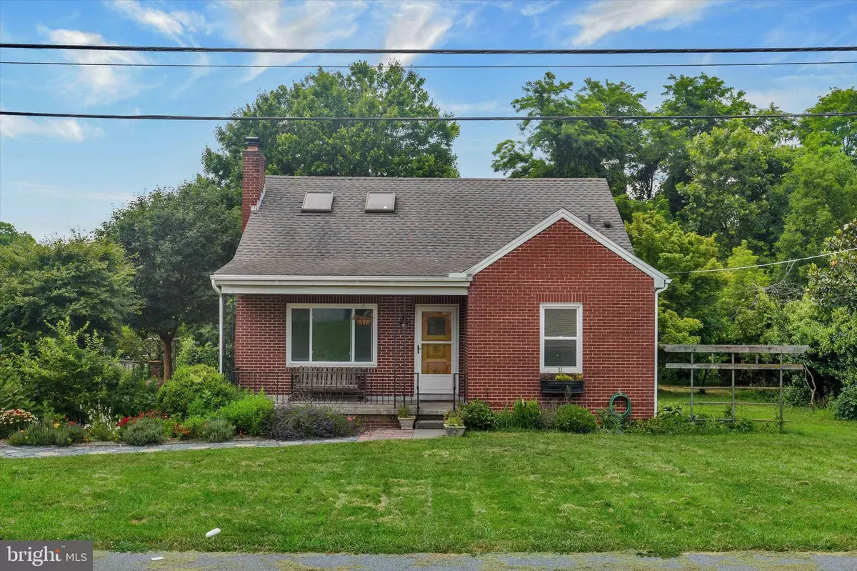 Bressler, PA 17113,867 ELM ST