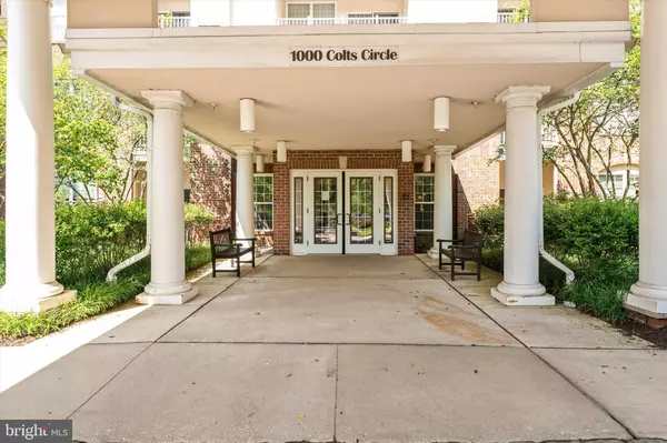 Lawrenceville, NJ 08648,1221 COLTS CIR #Q