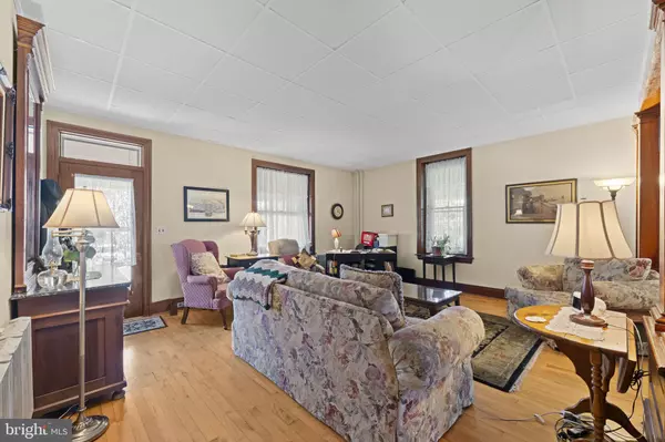 Perkasie, PA 18944,614 ARCH ST