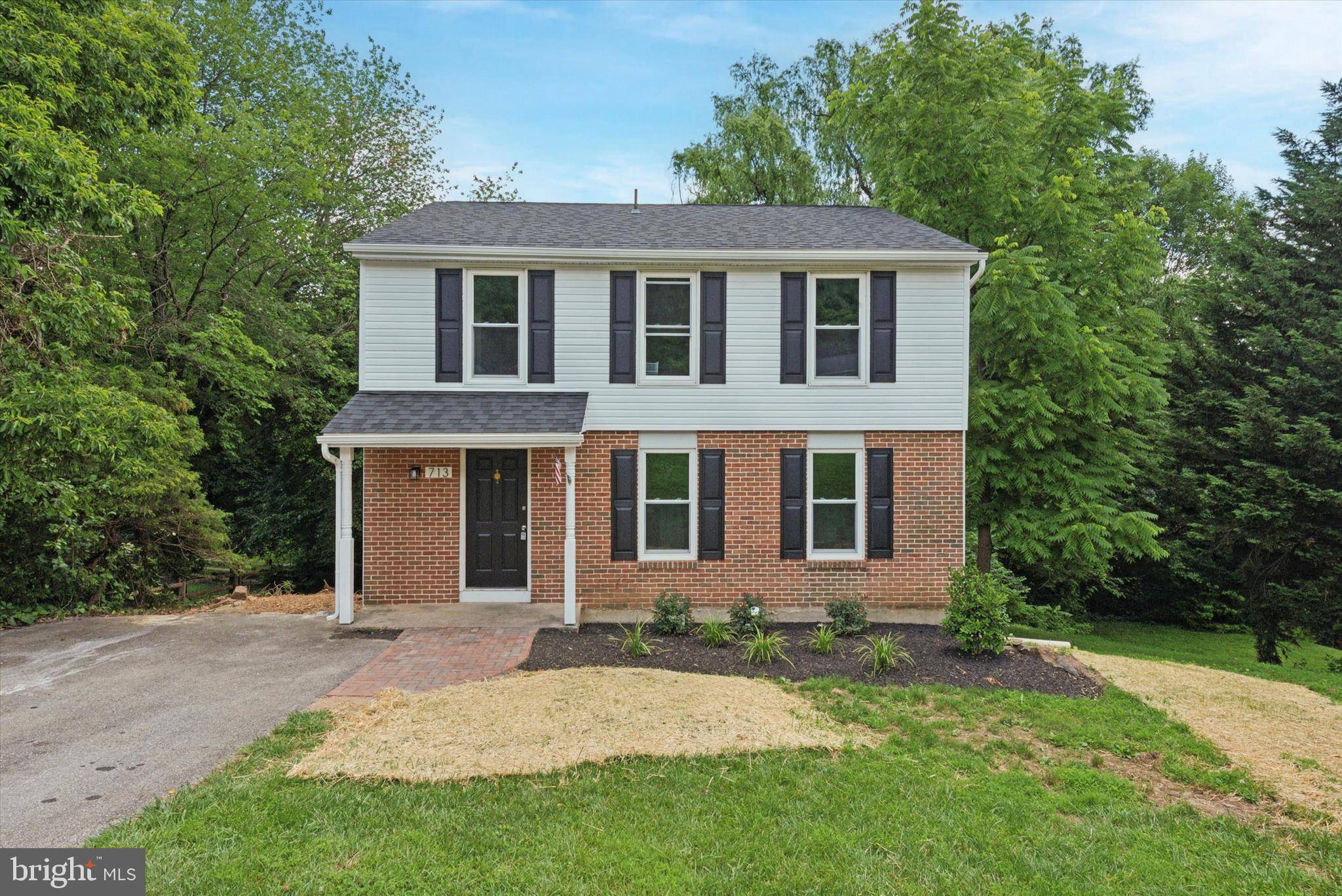 Coatesville, PA 19320,713 SUZANNE DR