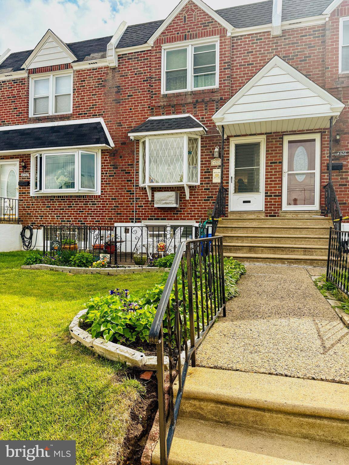 Philadelphia, PA 19136,4528 STRAHLE ST
