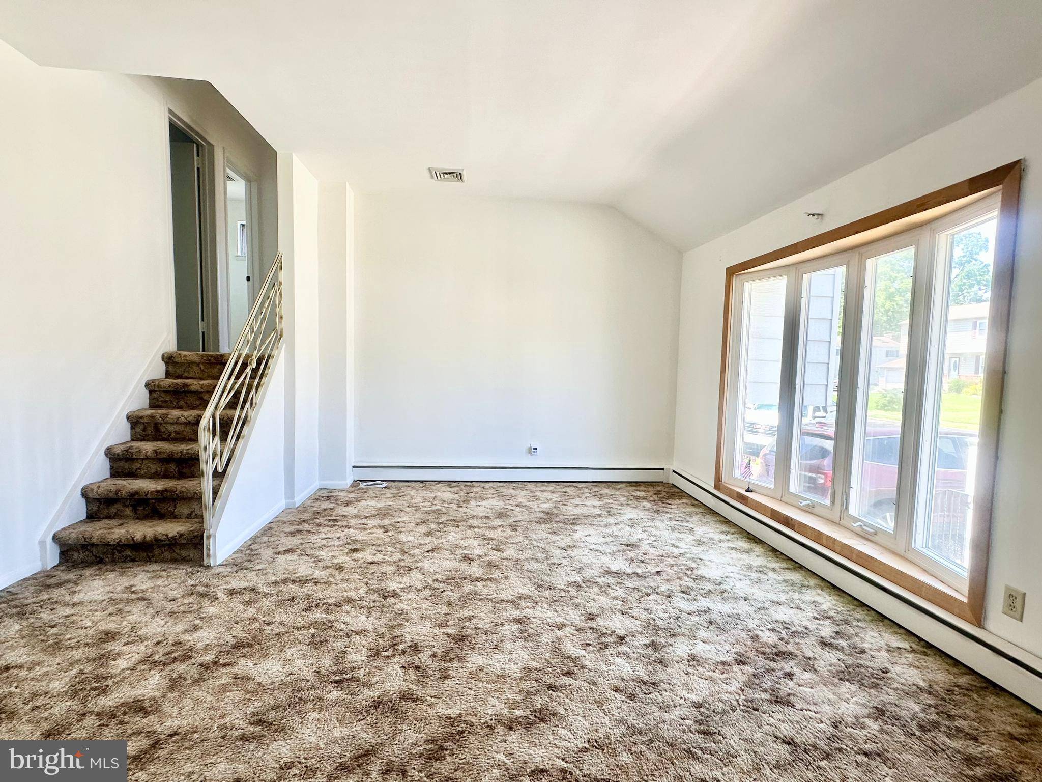 Warminster, PA 18974,245 WELLINGTON DR