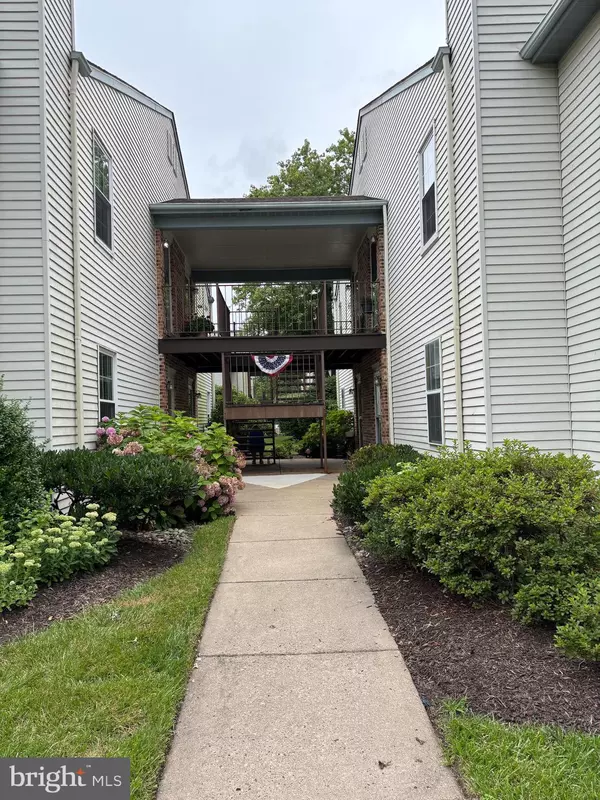 124 W BERWIN WAY,  Mount Laurel,  NJ 08054