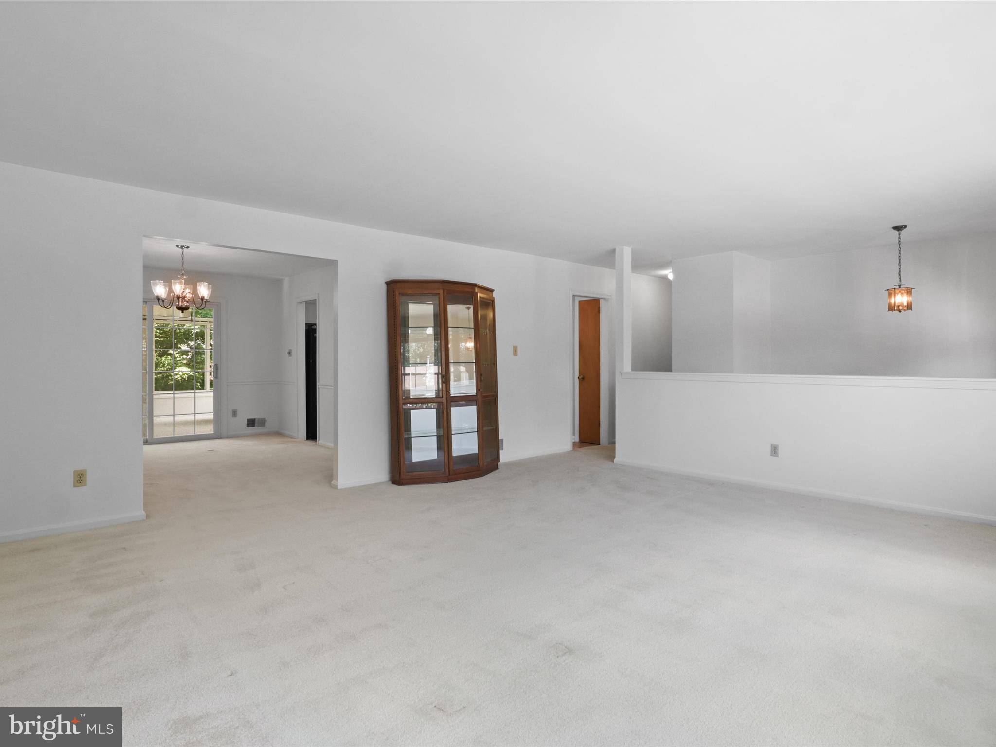 Arlington, VA 22207,4714 38TH PL N