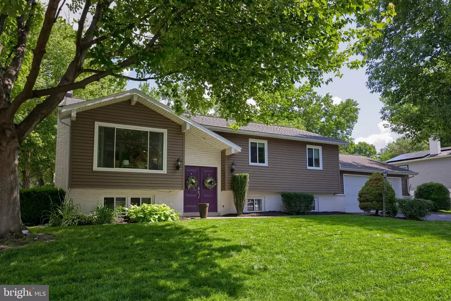 3749 NORTHSIDE DR, Landisville, PA 17538
