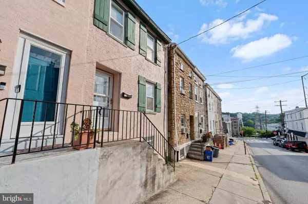 Philadelphia, PA 19127,151 FOUNTAIN ST