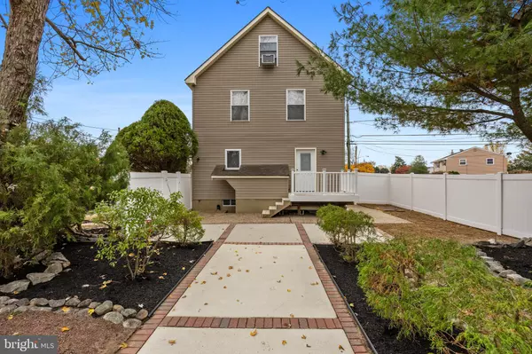 Runnemede, NJ 08078,501 W EVESHAM RD