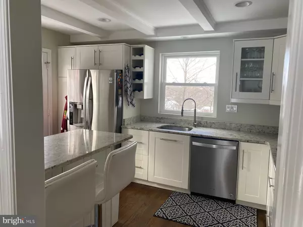 Bethesda, MD 20817,7616 WINTERBERRY PL