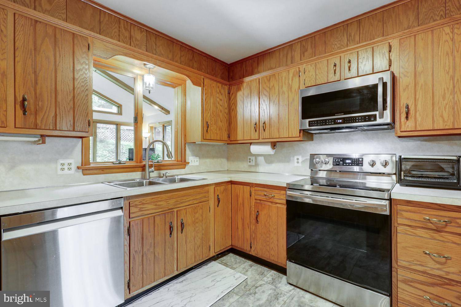 Ephrata, PA 17522,331 SPRING GARDEN ST